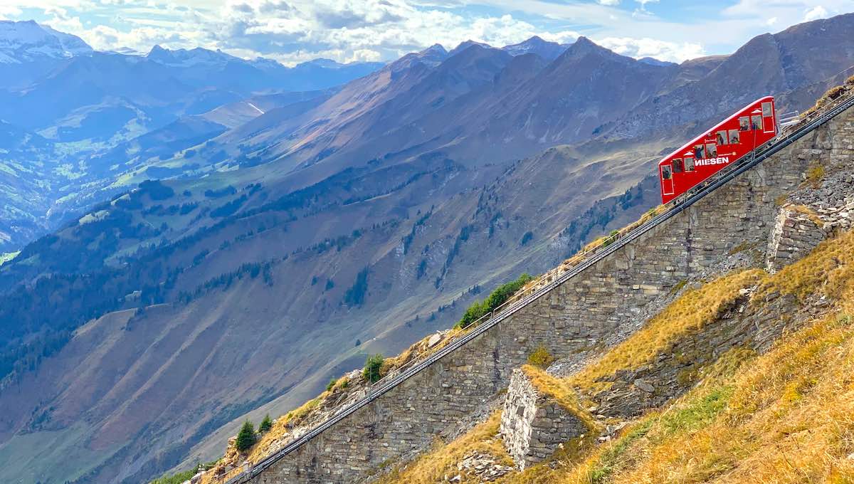 la escalera del monte niesen es la más larga del mundo - 1