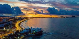 Playa Olas Altas, en Mazatlán