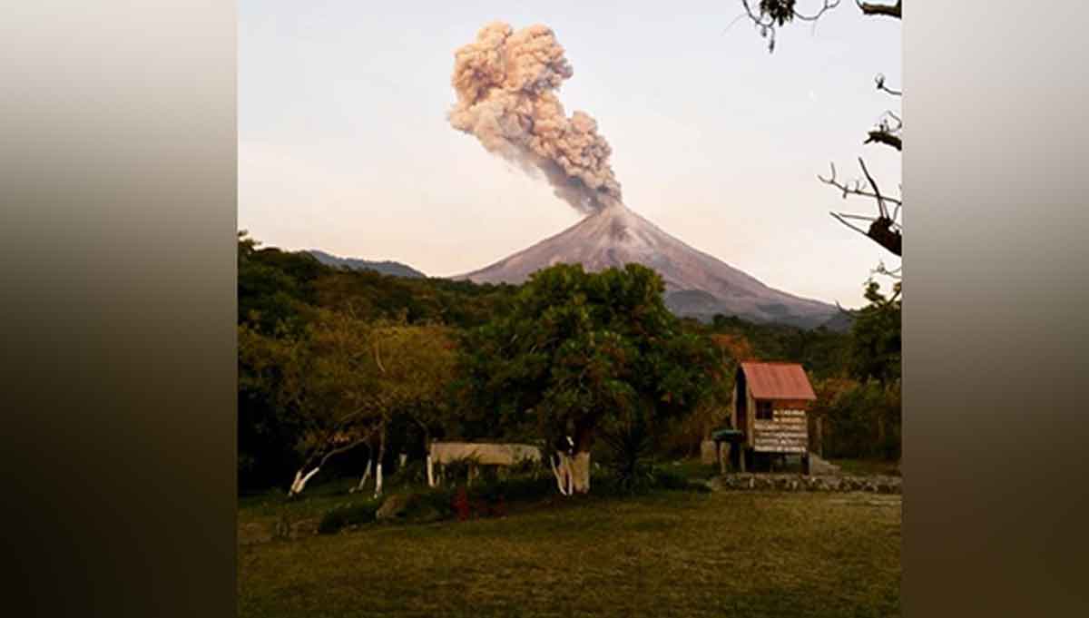 volcán de colima