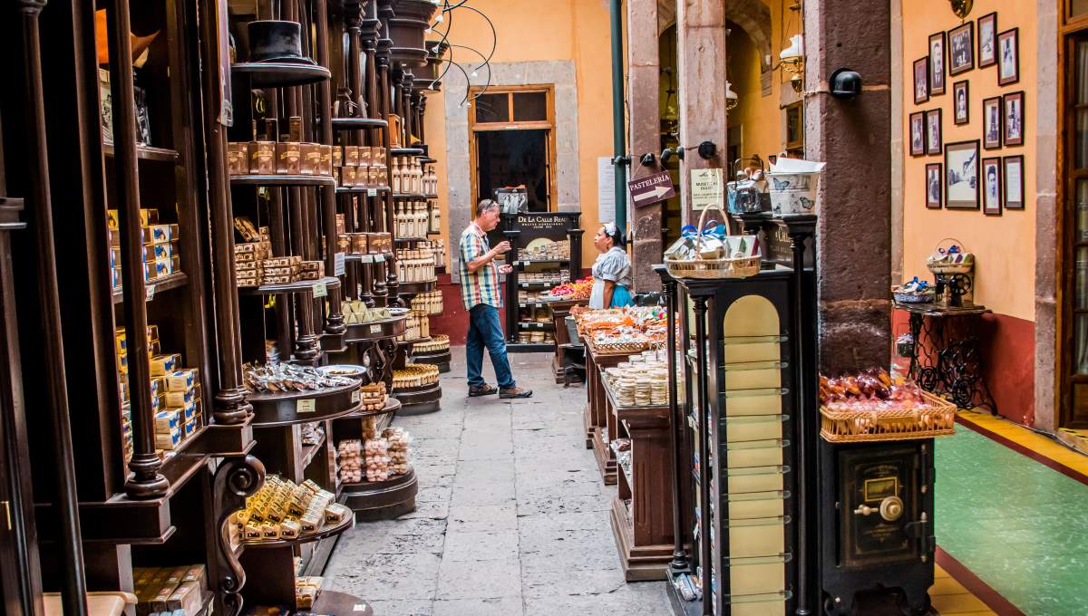 calle real dulces mexicanos morelia