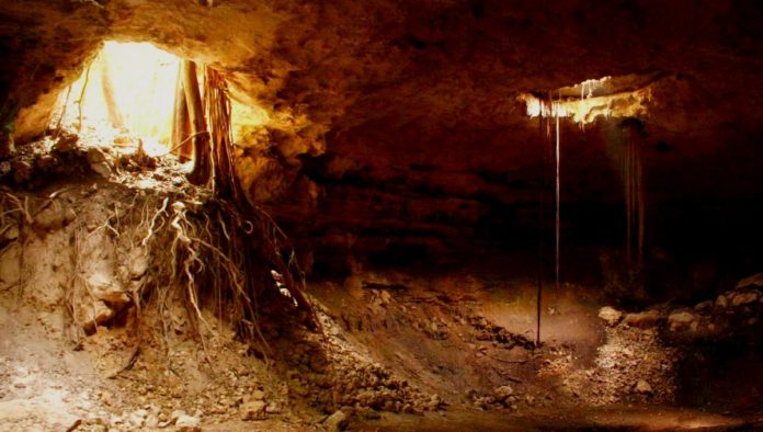 Los Cuarteles caverna en Tamaulipas