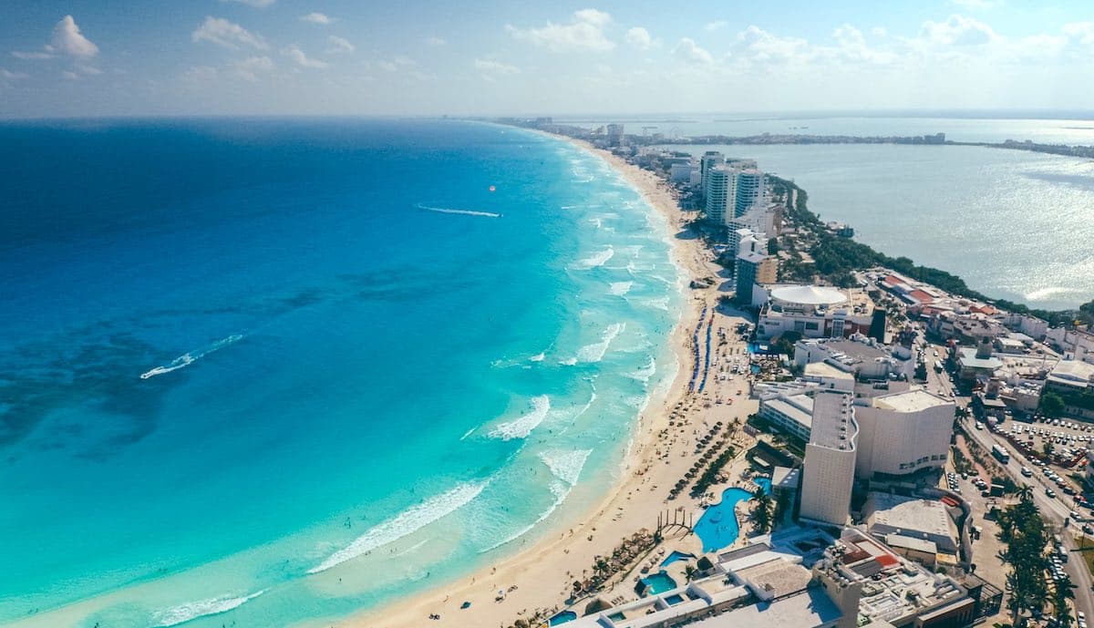 Frontier ofrece nuevo vuelo Miami-Cancún