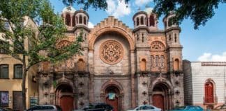 Iglesia de la Sagrada Familia