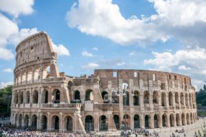 reconstruirán arena del coliseo de roma