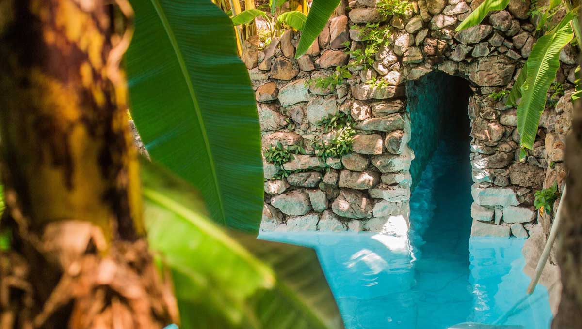 Descubre la cueva secreta en Las Grutas en San Miguel de Allende - Mexico  Travel Channel
