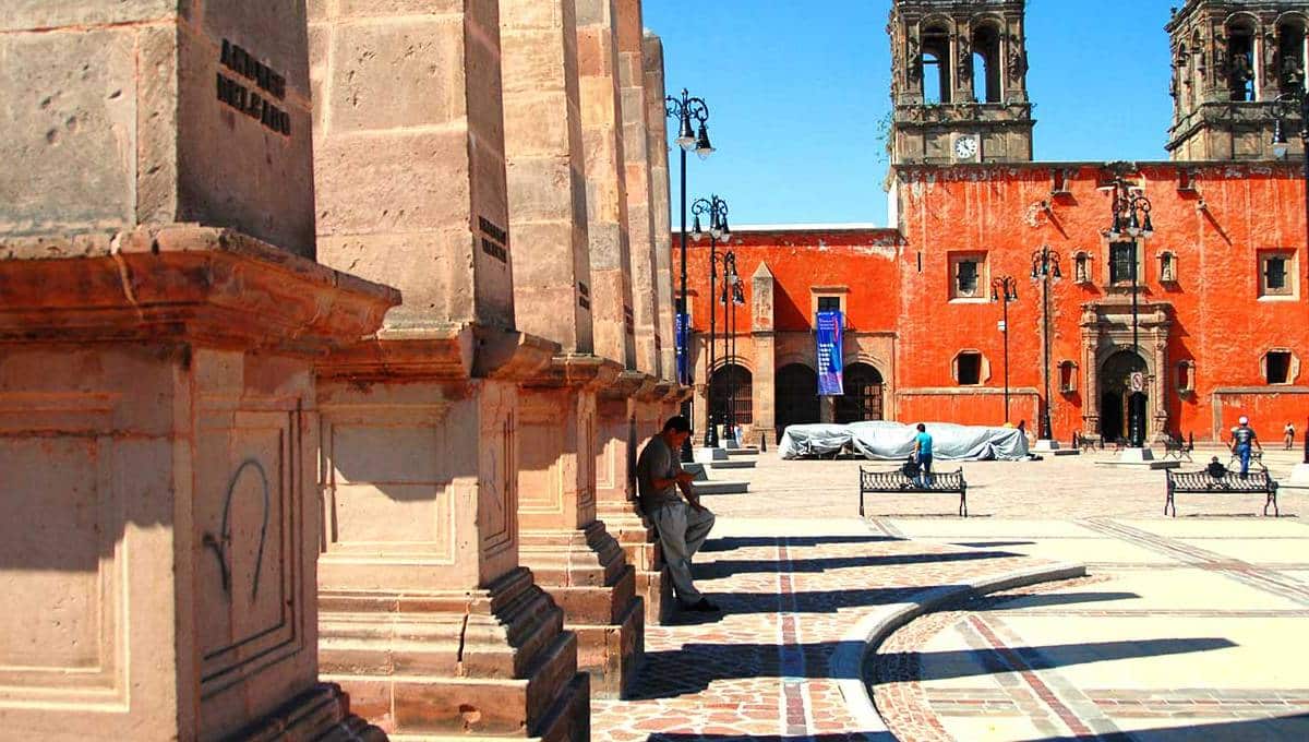 Visita y disfruta de los mejores atractivos de Salamanca, en Guanajuato -  Mexico Travel Channel