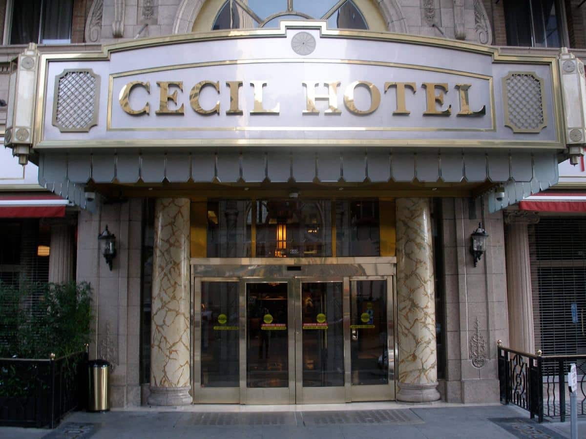 Hotel Cecil: el siniestro lugar de la nueva serie de Netflix