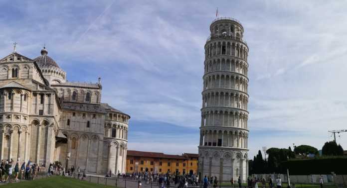 ¿Por qué la Torre de Pisa está inclinada?