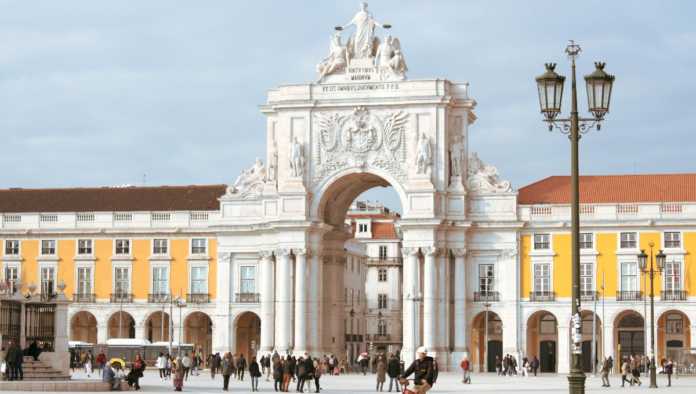 TAP Air Portugal inaugura vuelo directo de México a Lisboa