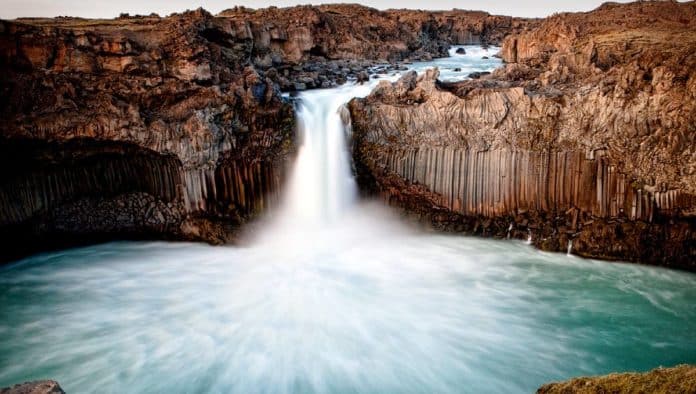 Islandia revela sus impresionantes cascadas