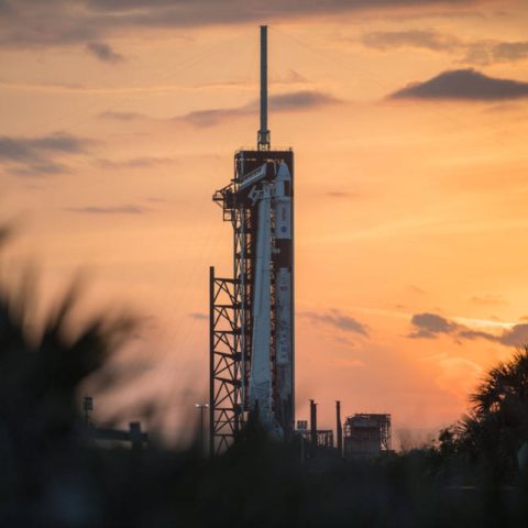 En Vivo: sigue aquí el lanzamiento de la misión SpaceX Crew-2