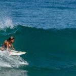 Kalama el niño surfista en Oaxaca