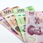 Conoce los billetes y monedas que saldrán de circulación en México