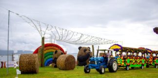 Festival de Paja, un mundo de esculturas gigantes en Atlixco