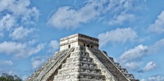 Hallan pistas sobre el ocaso de la civilización maya en restos de heces humanas