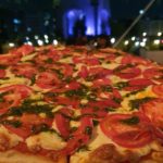 Pizzorama, la pizzería que regala inmejorables vistas del Monumento a la Revolución