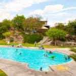 Las Cuevitas, un encantador balneario con cavernas y aguas termales que debes visitar