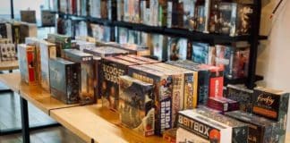 ¿Te gustan los juegos de mesa? Date una vuelta por Raven Folks en CDMX