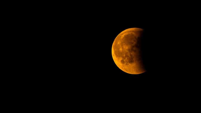 Fenómenos astronómicos de otoño: Dracónidas, eclipses, Gemínidas y más