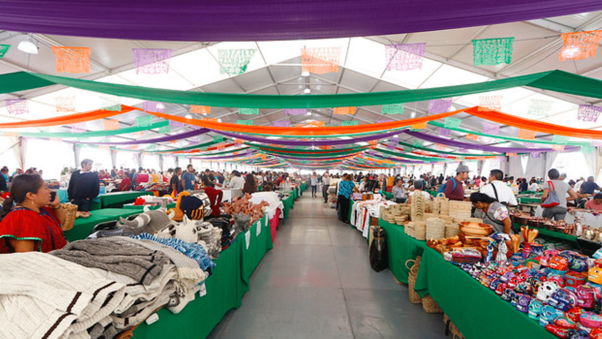 Fiesta de las Culturas Indígenas en el Zócalo