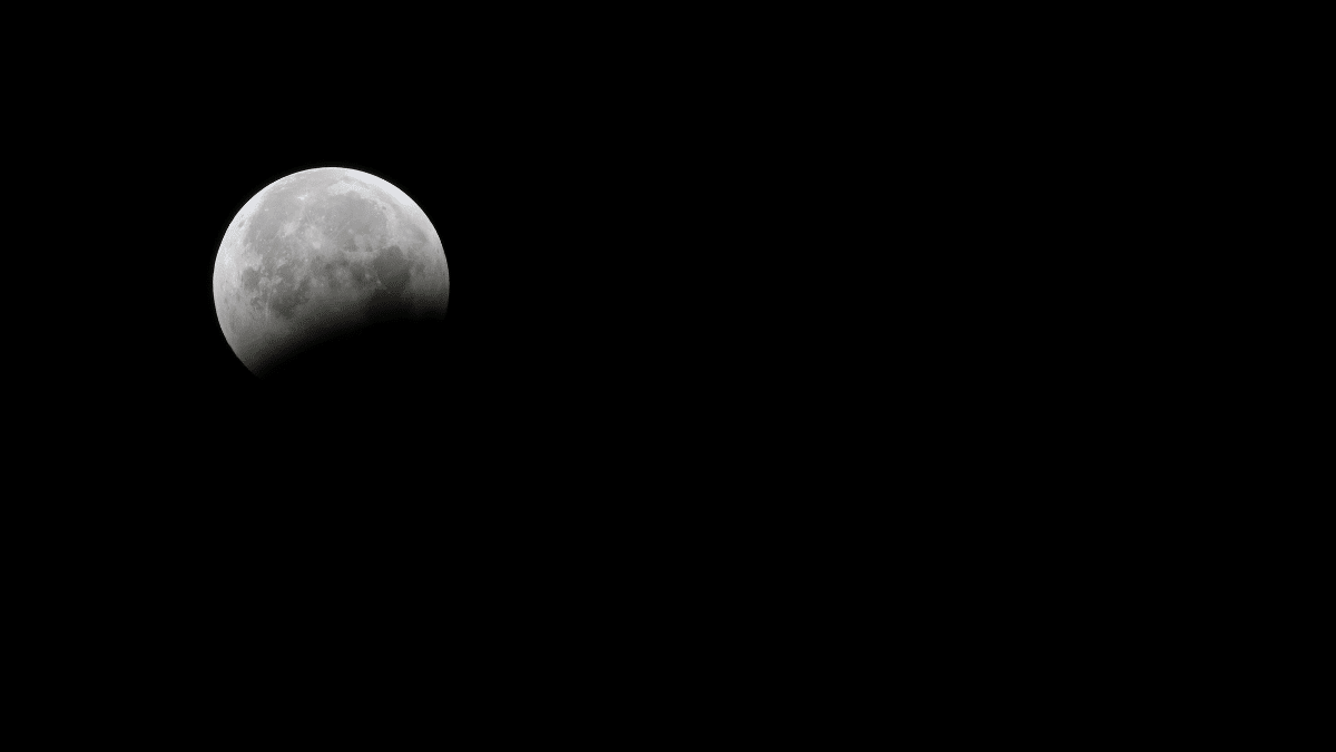 eclipse total de luna en otoño