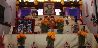 Ofrenda Monumental Indio Fernández