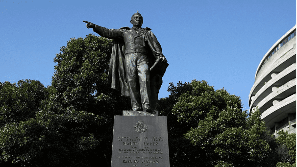 Estatua de Benito Juárez. Estados Unidos