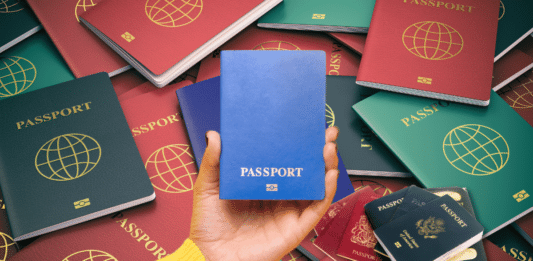 Los pasaportes más y menos poderosos del mundo