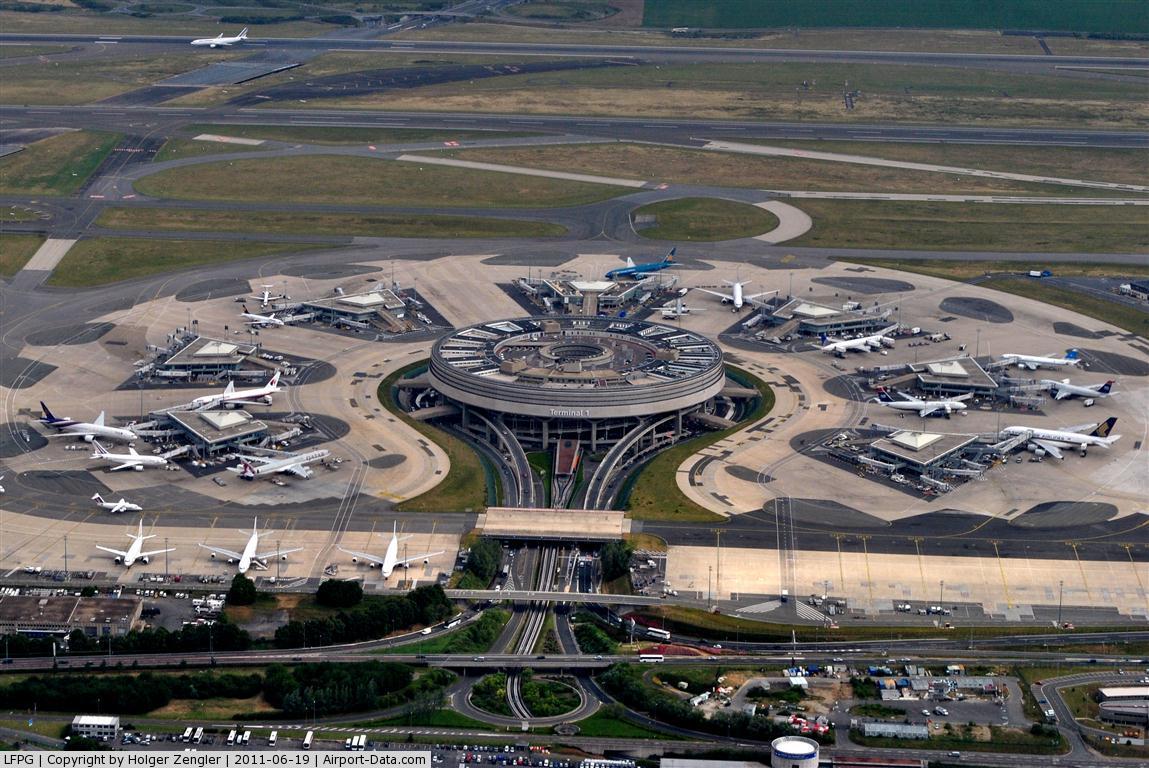aeropuerto internacional de parís-charles de gaulle (cdg), francia