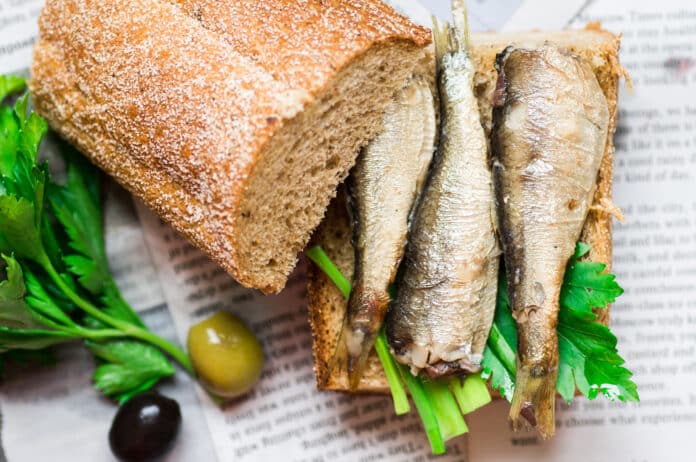 Bocadillo de Sardinas (España)