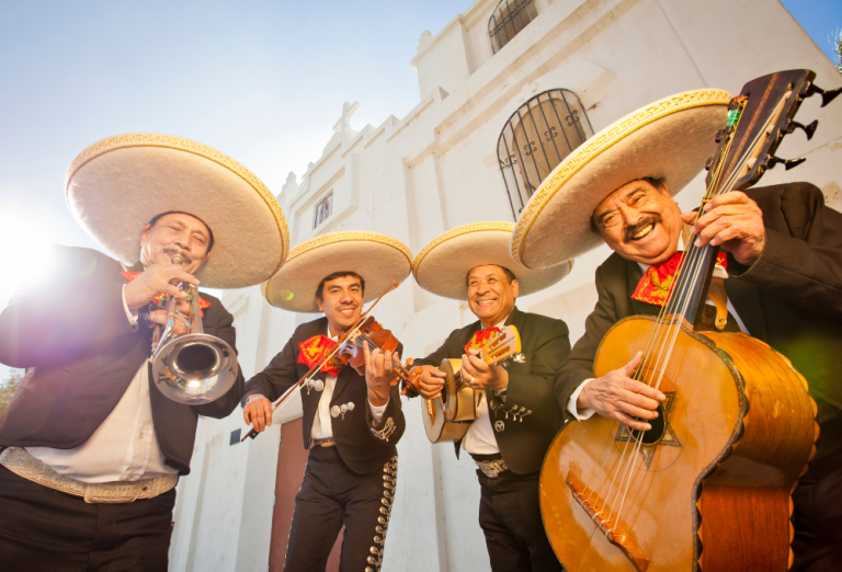 ¿Cuál es el mejor lugar para ir en México por primera vez? Mariachi, ícono de nuestra sociedad.