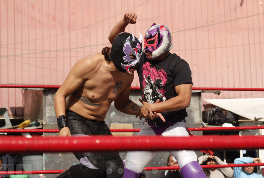 Lucha libre en honor al Día del Padre