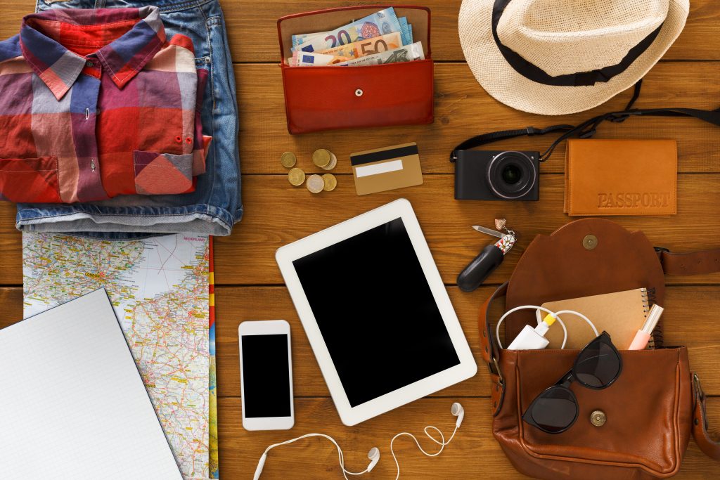 Empacar Accesorios para tu viaje es muy importante.