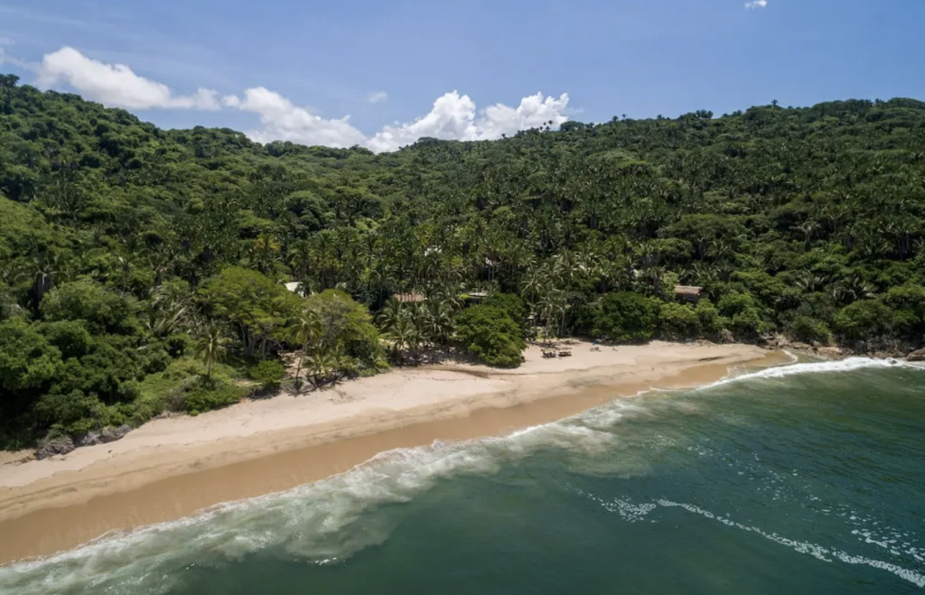 Playa Punta Monterrey en Nayarit