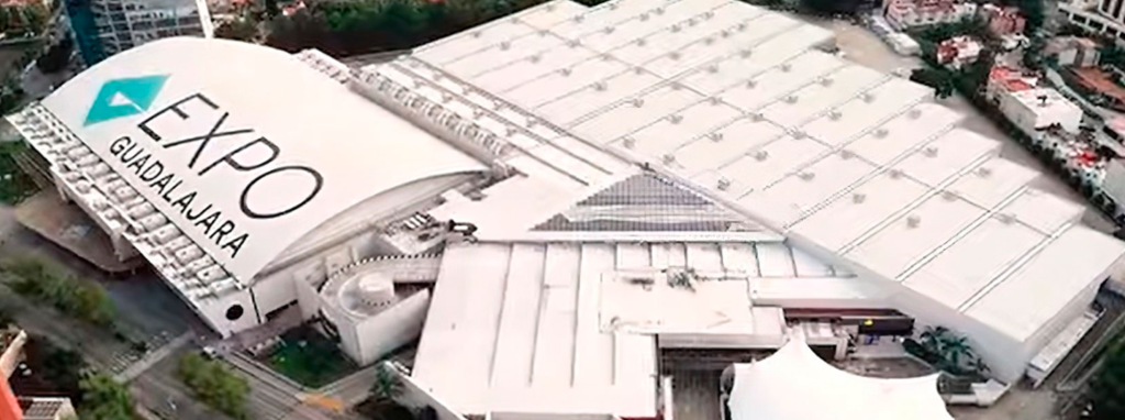 la Expo Guadalajara, uno de los centros de convenciones más grandes del país, capaz de recibir hasta 60 mil visitantes