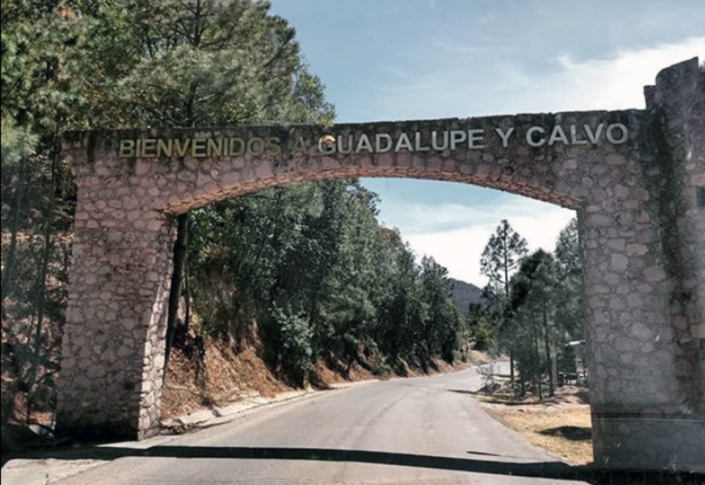 Guadalupe y Calvo, Chihuahua Ubicado en la Sierra Tarahumara, este destino es ideal para el turismo de aventura