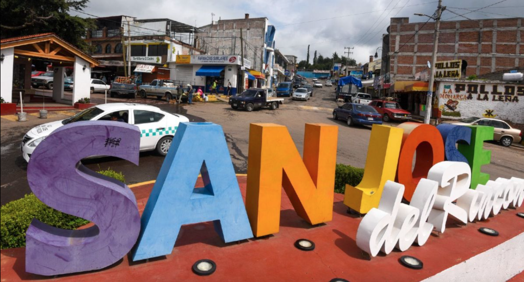 San José del Rincón, Estado de México. A pesar de su cercanía con la capital, este municipio carece de cajeros automáticos