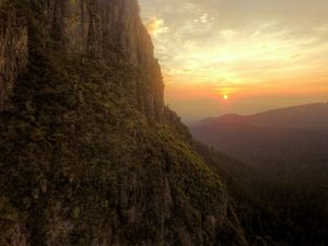 Los Dinamos. senderismo urbano en México