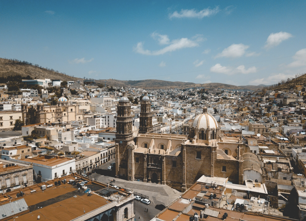 Guadalajara lidera en odontología, oftalmología, cirugía plástica y de obesidad.