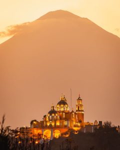 Top 5 Pueblos Mágicos para disfrutar de los mejores atardeceres en México. Choula, Puebla.