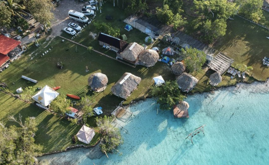 Acampar en Laguna de Bacalar, Quintana Roo