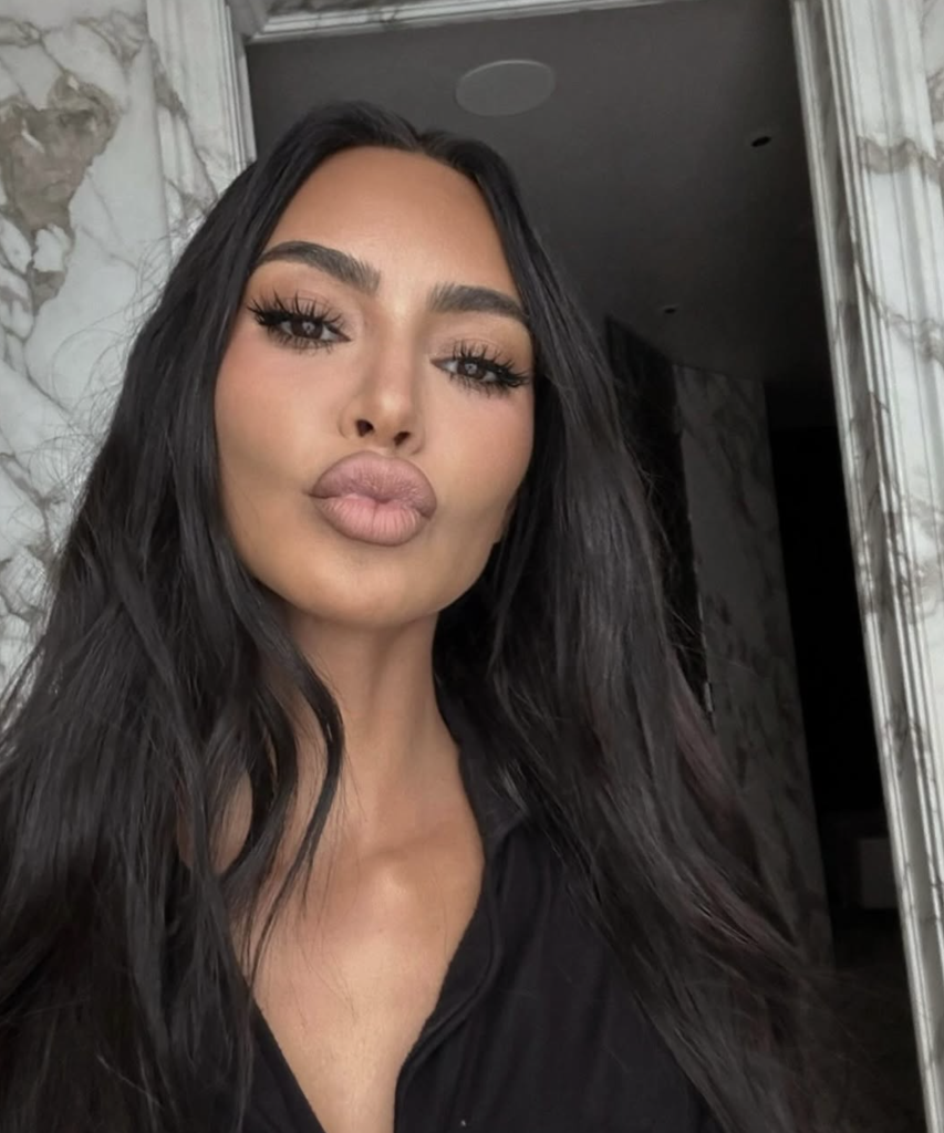 Kardashian promovió la atención y servicio médico en México