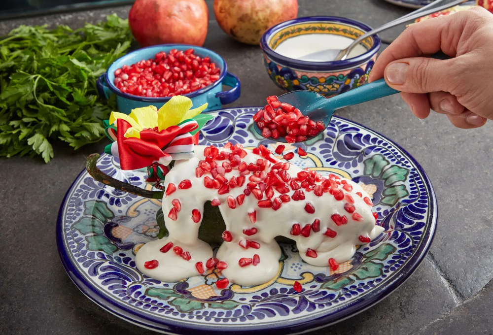 Chile en nogada, Azul Histórico.