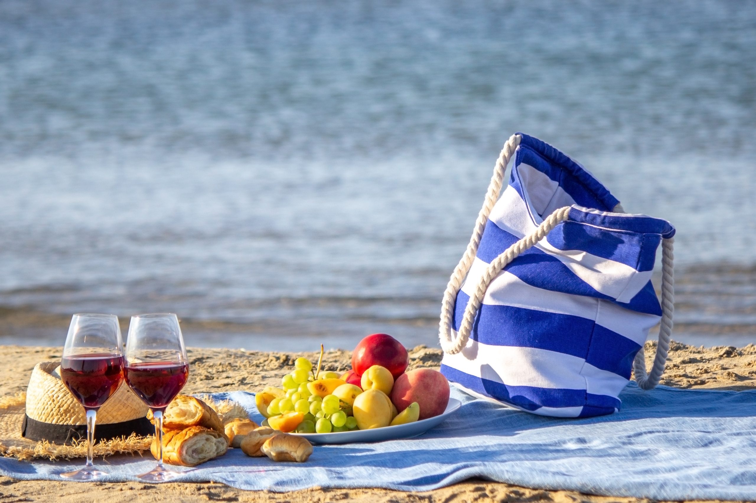 Disfruta de un picnic frente al mar en estos hoteles boutique en México