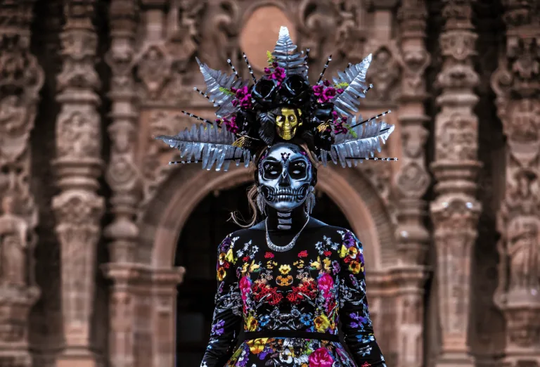 Del 29 de octubre al 2 de noviembre de 2025 se llevará a cabo la séptima edición del Festival del Día de los Muertos “¡Vívelo en Guanajuato!”