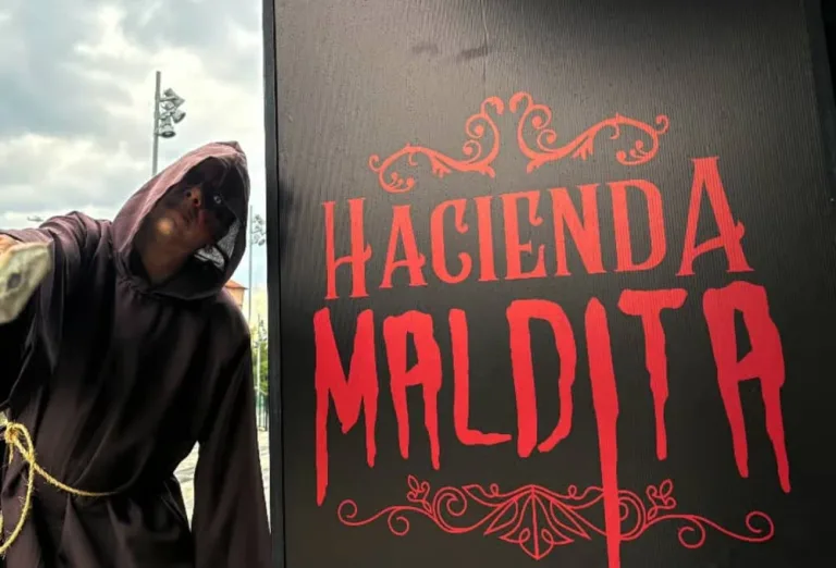 La Hacienda Maldita se ha consolidado como uno de los puntos imperdibles para quienes buscan vivir en carne propia las leyendas más populares y escalofriantes del país.