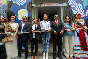 La secretaria de Turismo del Gobierno de México, Josefina Rodríguez Zamora, inauguró junto con autoridades estatales la muestra: Tabasco ¡El Edén, tienes que vivirlo!