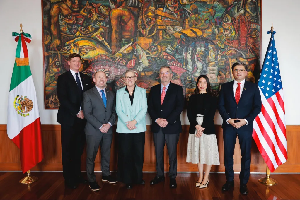 Descubre cómo la nueva colaboración entre México y Arizona impulsará a sectores clave, así como los retos por delante y lo que esto significa para los viajeros y economías en la frontera.