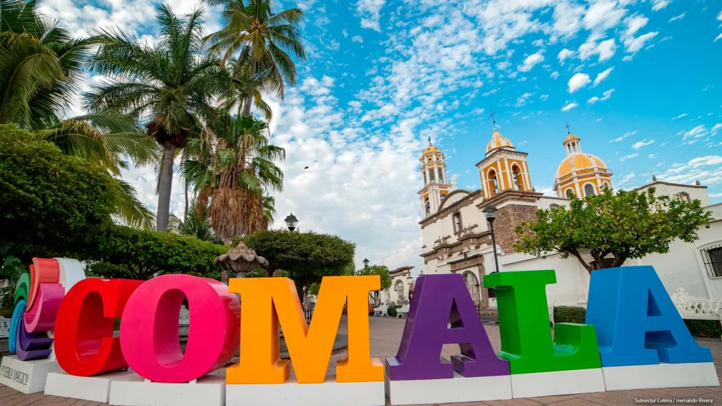 Descubre Comala, un Pueblo Mágico, lleno de encanto, historia y tradición. Entre sus calles y su cercanía al Volcán de Fuego, este destino te hará sentir la esencia más pura de México.