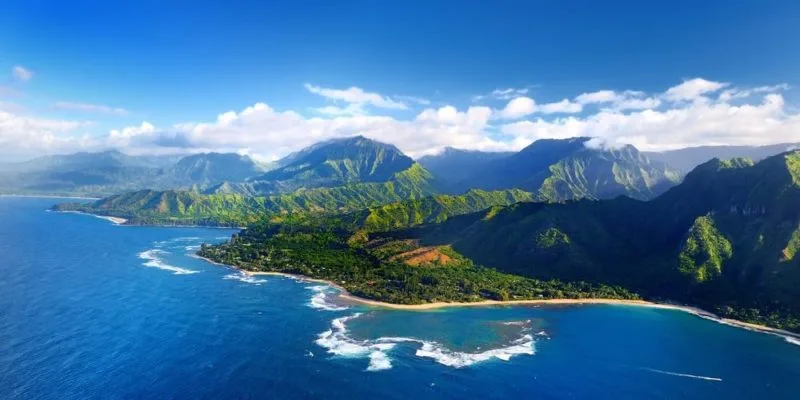 En el Día Internacional de las Reservas de la Biosfera, descubre cinco de los santuarios naturales más fascinantes de México. Conoce su historia, su riqueza biológica y cómo visitarlos de forma responsable.